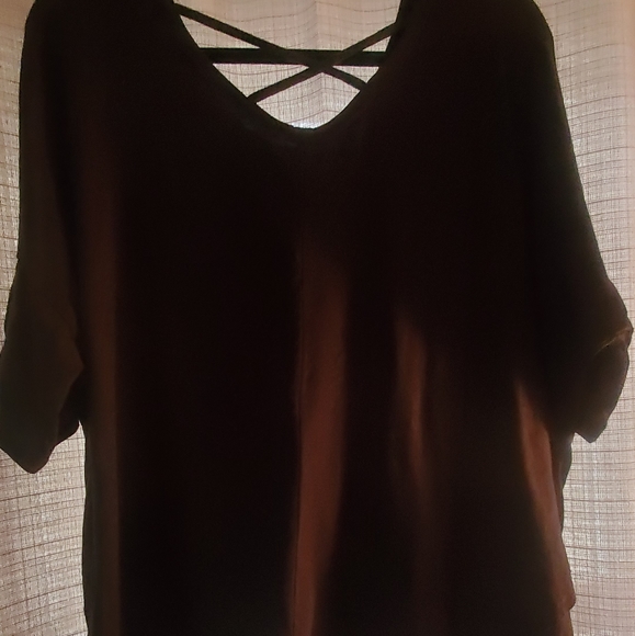 Plus size Disney Crop top - Picture 1 of 4